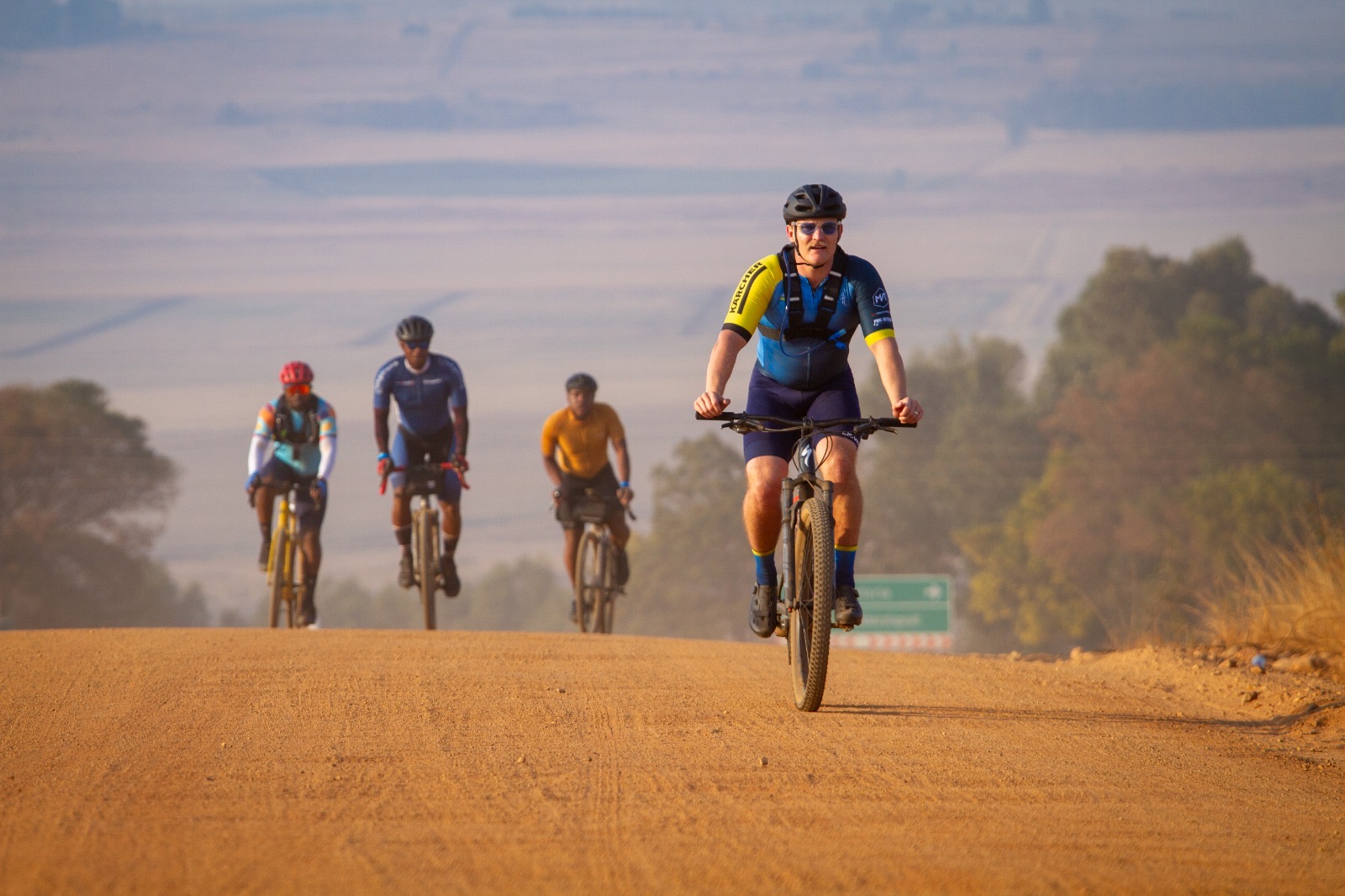 riders at the beast of loskop