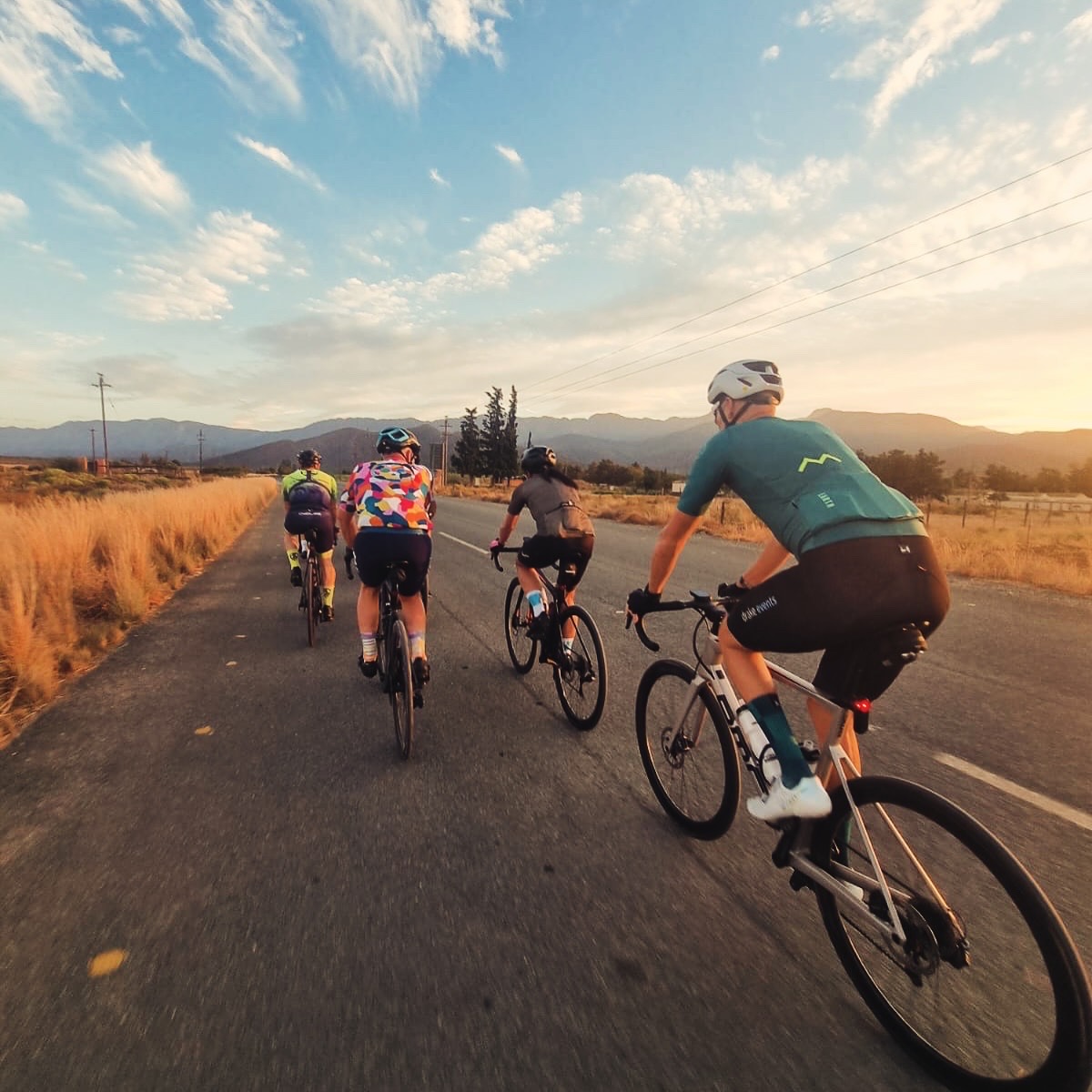 cyclists stage 6